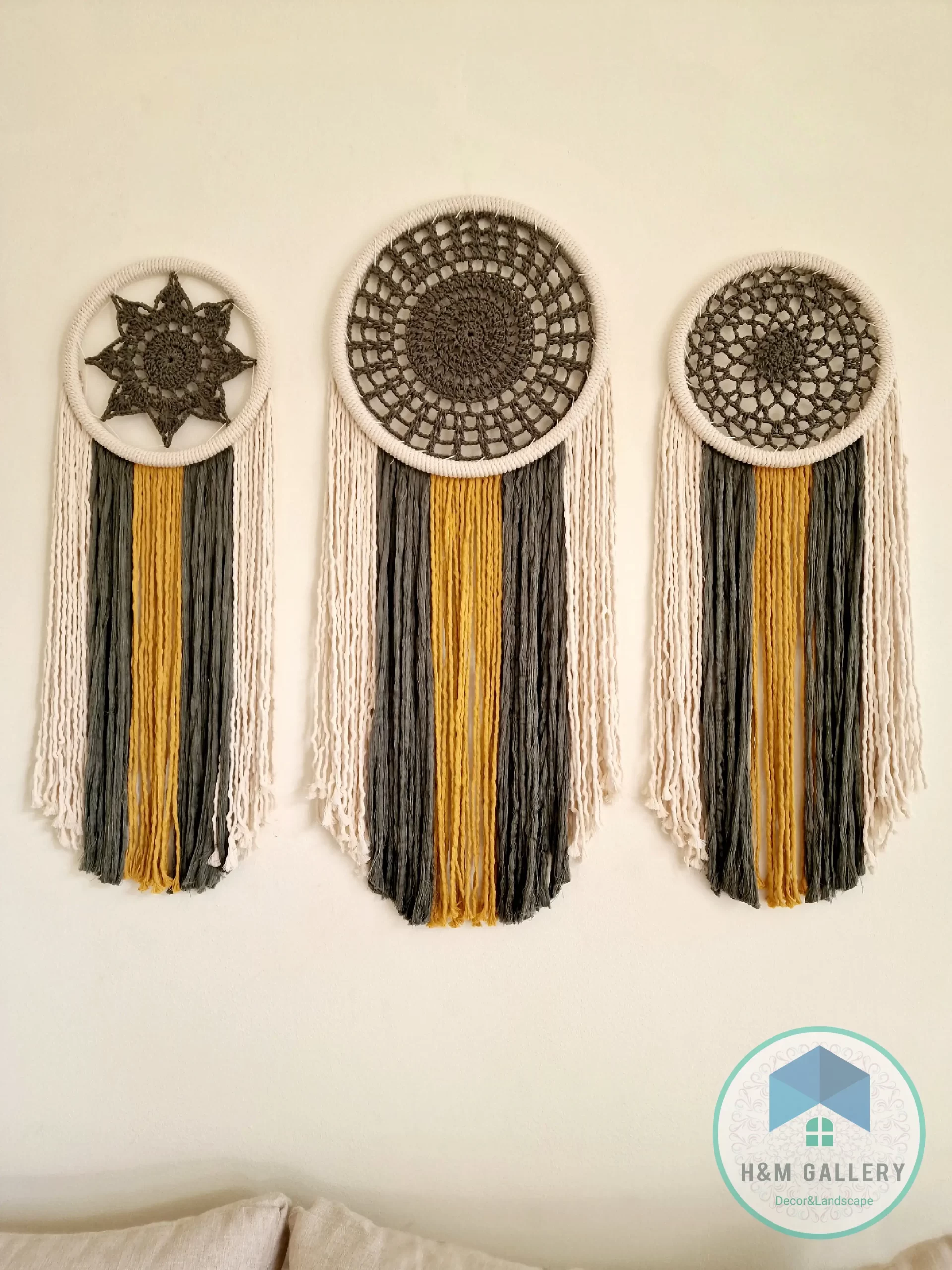 wall decor 210